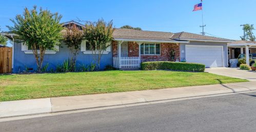 562 Del Rio Cir, Valley Home, CA 95361-2532