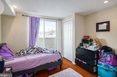 528 13 St, Philadelphia PA  19147-4533 exterior