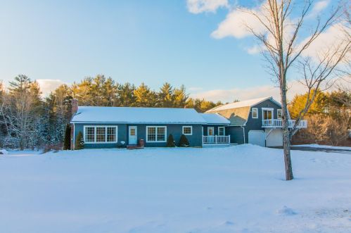 101 Lisbon Rd, Wales, ME 04280-4210