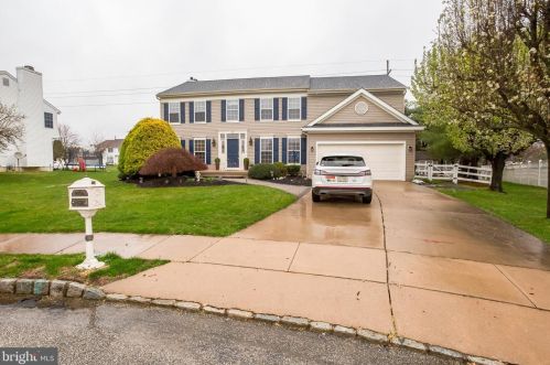 7 Crystal Ct, Erial, NJ 08081-1667