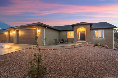 213 Storm Ridge Dr, Canon City, CO 81212-4289