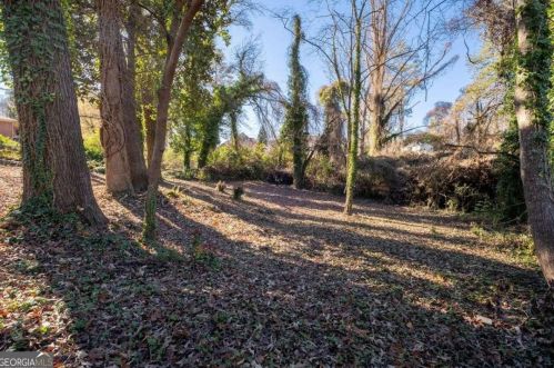 3225 Dogwood Dr, Atlanta GA  30344-3909 exterior