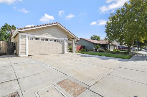 501 Mahogany Ln, Tracy, CA 95376-6010