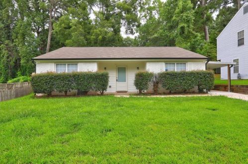 3480 Meadowlane Cir, Atlanta, GA 30331-2536