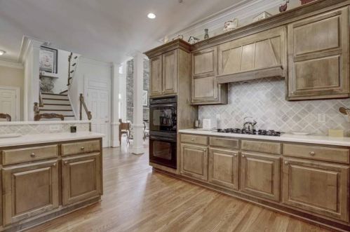 130 High Point Walk, Atlanta GA  30342-2480 exterior