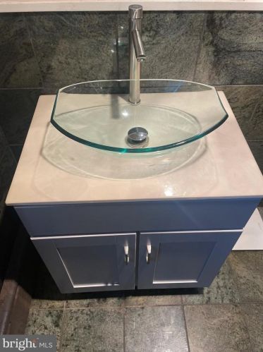 1401 State St, Trenton NJ 08609-1713 exterior