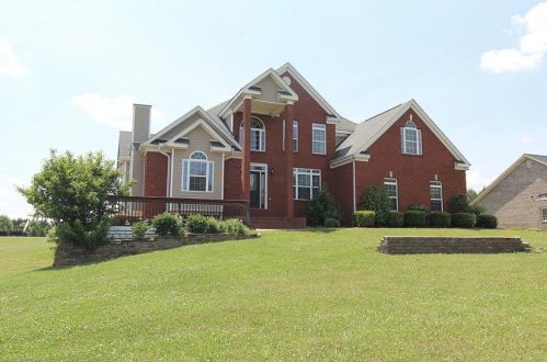 21 Ravenfield Rd, Taylorsville, GA 30178-1511