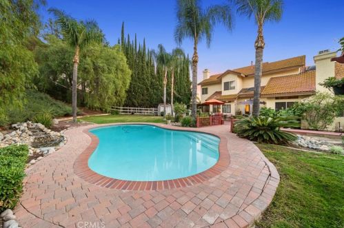 30250 Corte Cantania, Temecula, CA 92591-1910