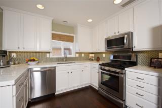 6319 Alexandri Cir, Carlsbad, CA 92011-3600