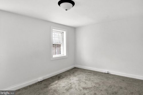 136 East St, Carlisle PA  17013-2515 exterior