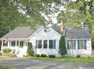 13 Janvrin Dr, Seabrook, NH 03874-4600