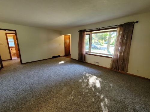2309 Nevada Cir, Rockford, IL 61108-7652