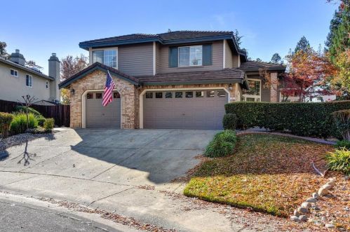 121 Keller Cir, Folsom, CA 95630-7616
