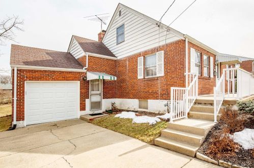 5456 Edalbert Dr, Cincinnati, OH 45239-7604
