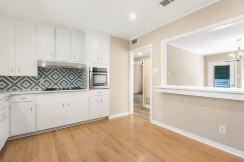 201 Caddo St, Austin TX  78753-2603 exterior