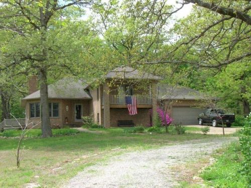 8847 Loring Rd, Grovespring, MO 65662-8406