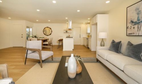 317 Redondo Dr, Oceanside, CA 92057-5302