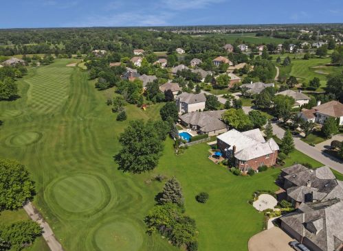 4 Loblolly Ct, Lemont IL  60439-7744 exterior