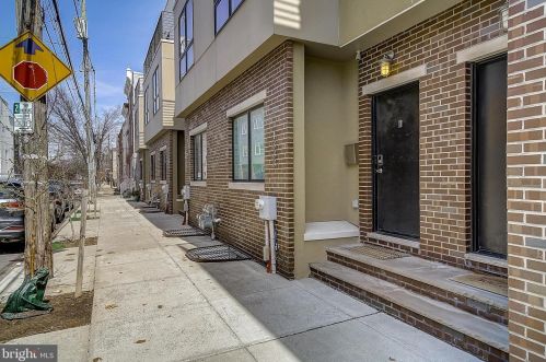 1333 Howard St, Philadelphia PA 19122-3209 exterior