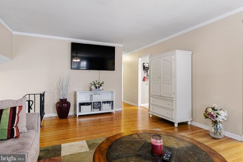 112 Apple Ln, Mount Laurel NJ  08054-1017 exterior