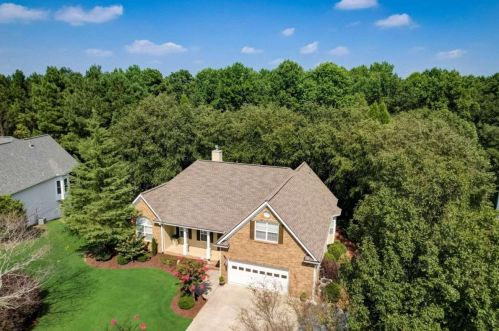 672 Aya Cir, Loganville, GA 30052-6691