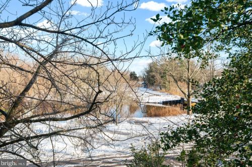 115 The Mews, Tavistock NJ exterior