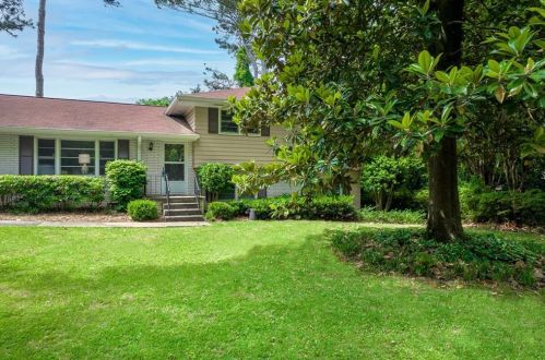 3181 Louden Dr, Atlanta GA  30345-3723 exterior