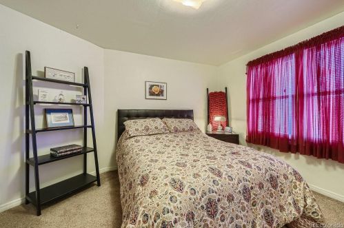 4719 Pearl St, Englewood CO 80113-6911 exterior