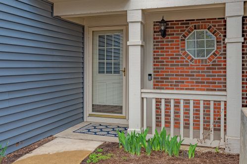 1129 Talbots Ln, Elk Grove Vlg, IL 60007-7113