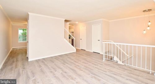 7803 Wintercress Ln, Springfield VA  22152-3842 exterior