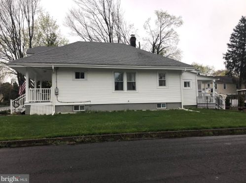 11 Allison Ave, Trenton, NJ 08638-2859