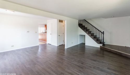 5661 Tiburon Ct, Hanover Park, IL 60133-5434