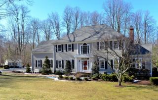 28 Old Farm Hill Rd, Newtown, CT 06470-1146