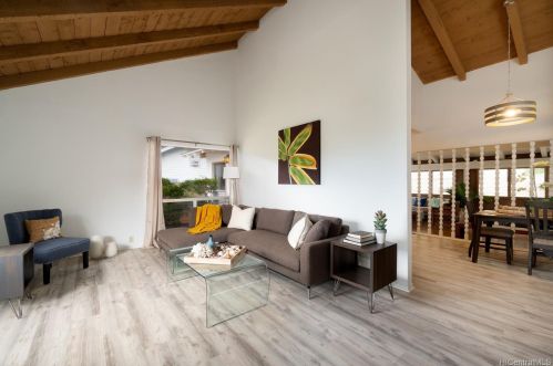 1015 Wainiha St, Honolulu HI  96825-2725 exterior