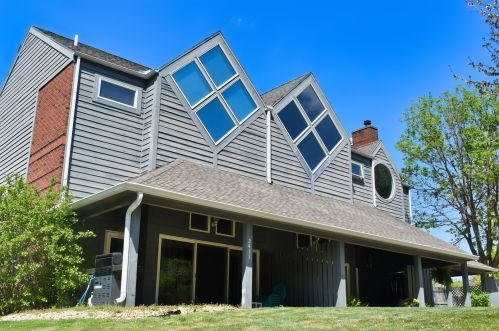 2411 Reynolds Manor Dr, Ottawa, IL 61350-1298