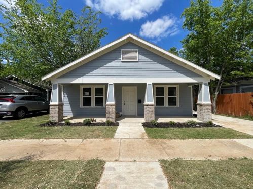 1107 Cannon St, Fort Worth TX  76104-3704 exterior