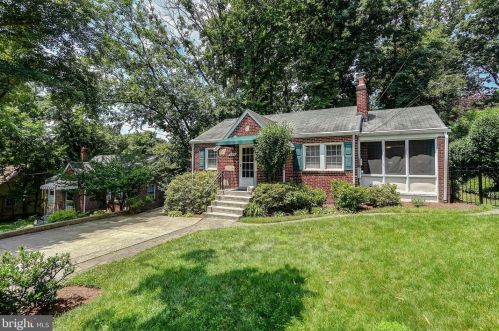 6806 Belford Dr, Silver Spring MD 20912-4841 exterior