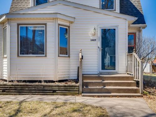 1427 Hazel St, Saint Paul MN  55119-4220 exterior