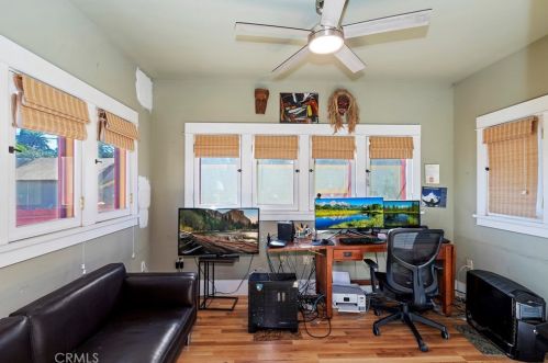 3892 Linwood Pl, Riverside CA  92506-1889 exterior