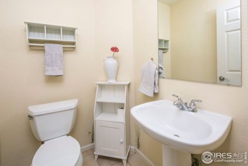 4047 Georgetown Dr, Loveland CO 80538-5393 exterior