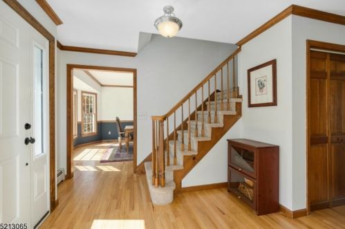 7 Millstone Ct, Sparta, NJ 07871-3553
