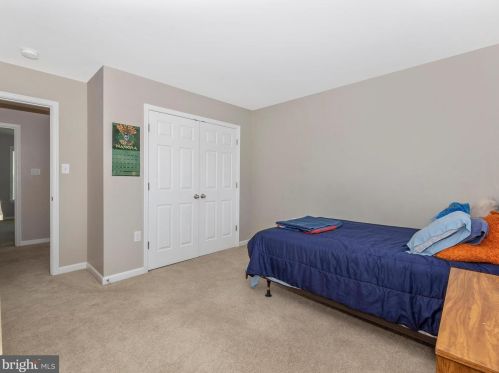 788 Rivanna Run, Falling Waters WV  25419-4293 exterior