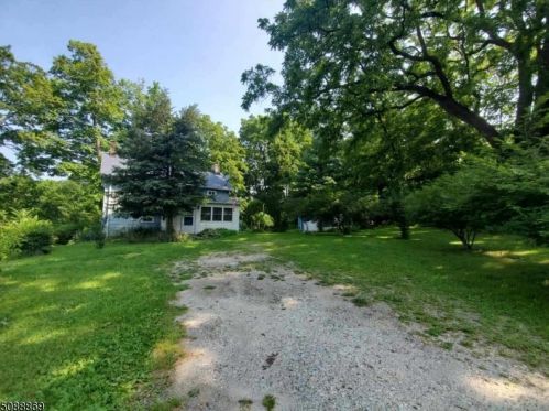 103 Halsey Rd, Fredon, NJ 07860-7049
