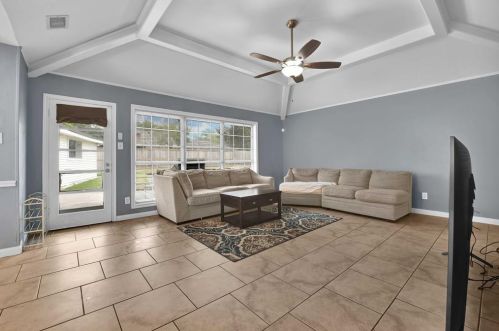 403 Pebblebrook Dr, Taylor Lake Village TX  77586-6012 exterior