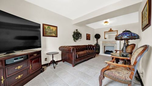 223 Seabury Rd, Lemont IL  60440-2411 exterior