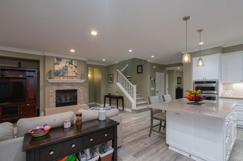 4676 Meadow Dr, Carlsbad, CA 92010-5540