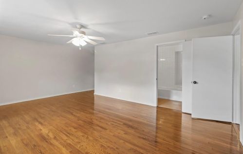 4859 Eastline Dr, Fort Worth TX  76119-4619 exterior