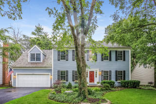 667 Williamsburg Ave, Gurnee, IL 60031-3491