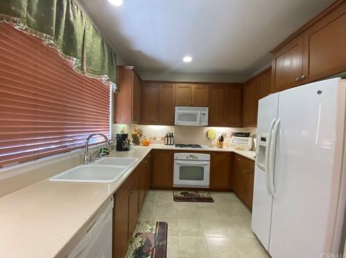 1648 Chianti Ln, Santa Maria, CA 93458-6325