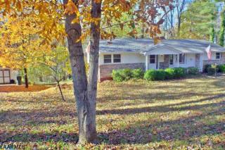 144 Buckingham Cir, Charlottesville, VA 22903-2908